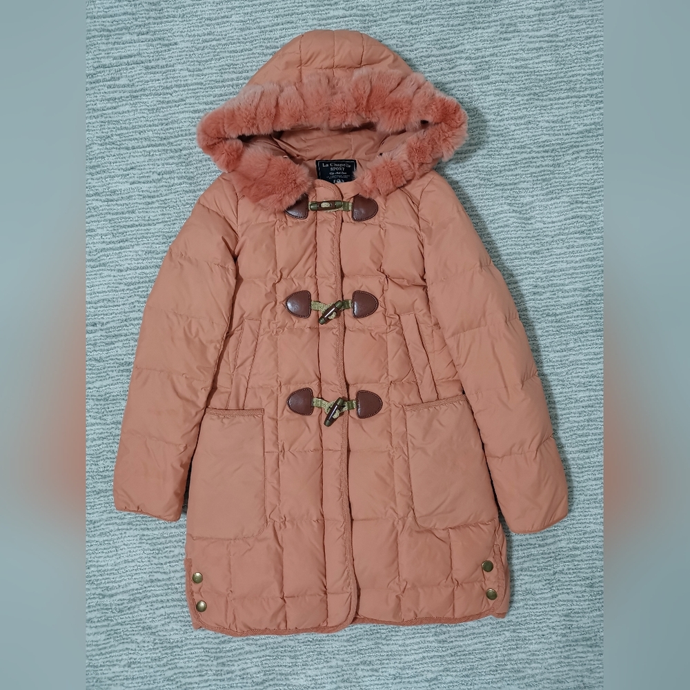 Coral puffer jacket with rabbit hair collar
